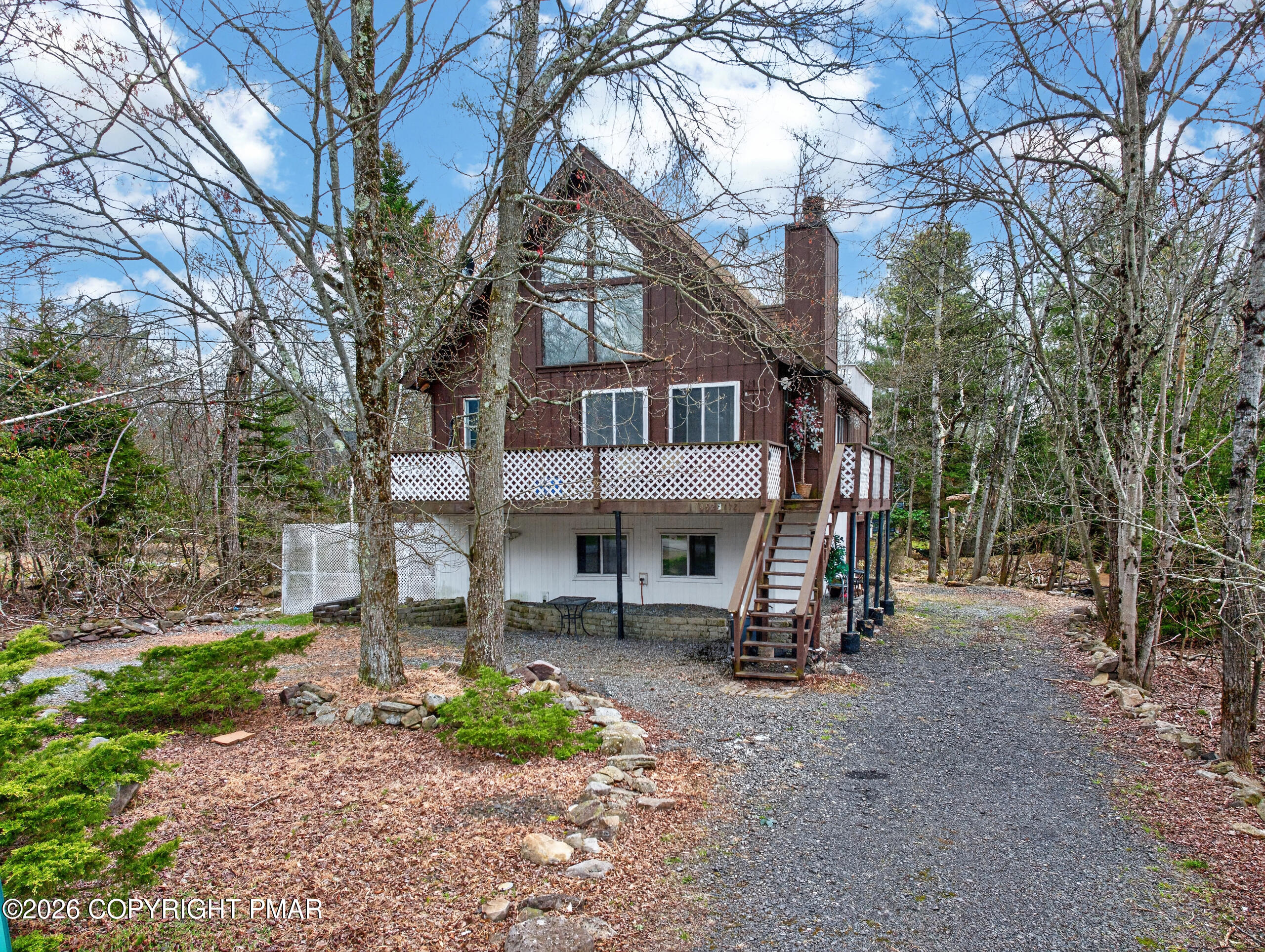 6520 Runnymeade Lane