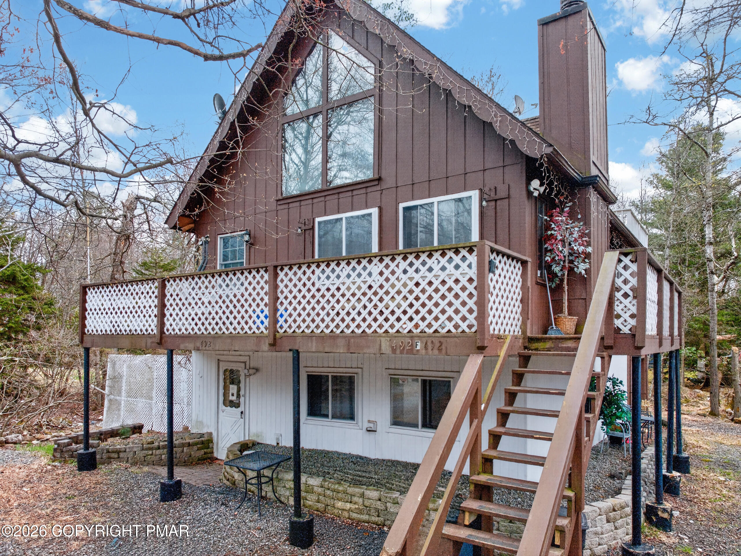 6520 Runnymeade Lane