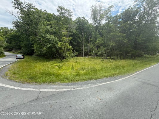 695 DECKER RD, BUSHKILL, PA 18324 - Image 14967f8a2aef7bfc3f0471a31f4d31aa/615227932