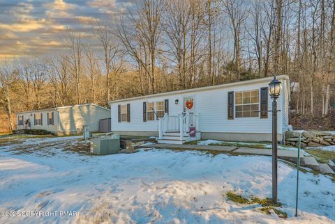 Apartment For Sale - 1215 Blue Mountain Circle<br/> Saylorsburg, PA 18353