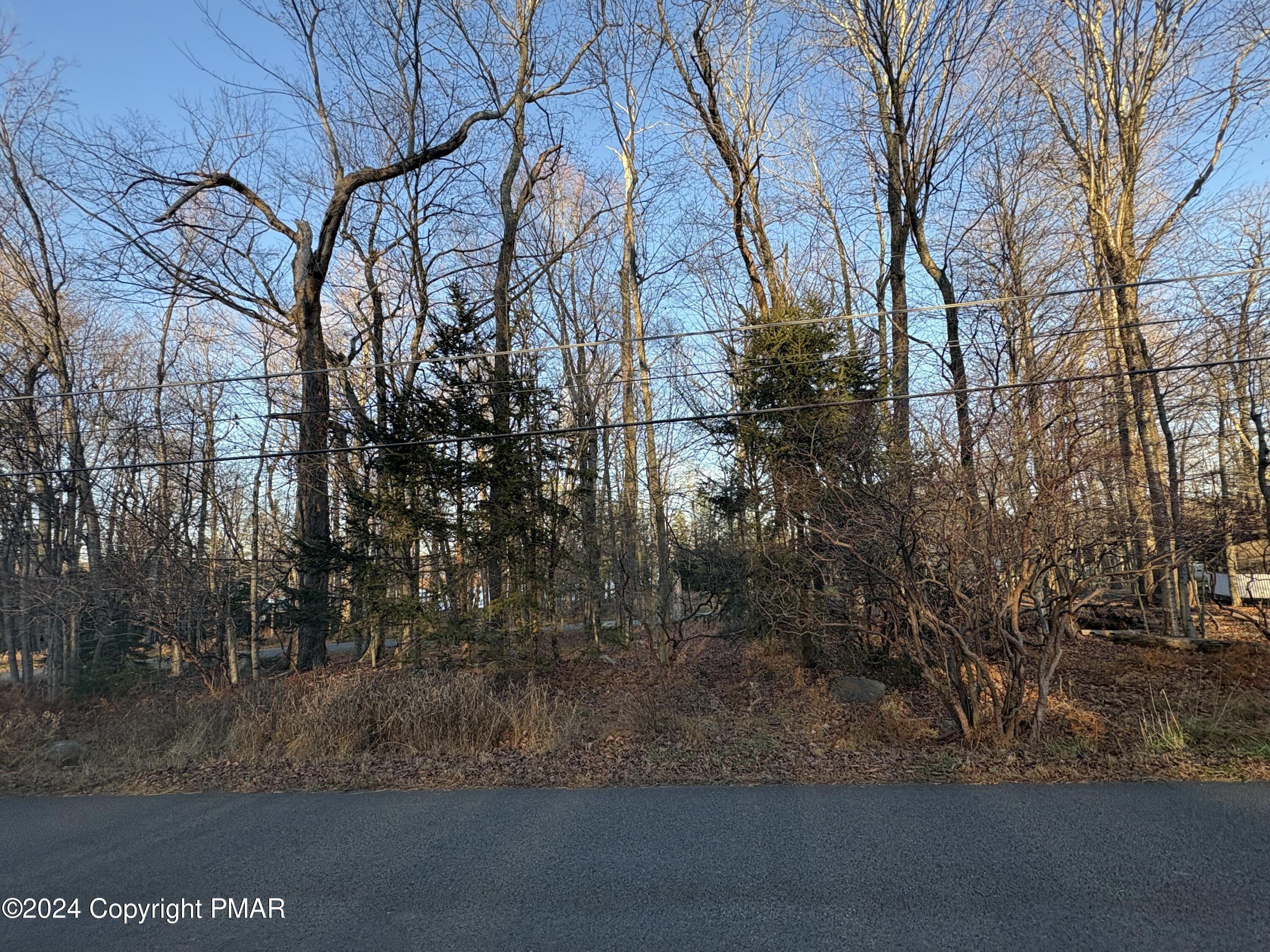 35 Pocono Drive, Gouldsboro, Pennsylvania image 1