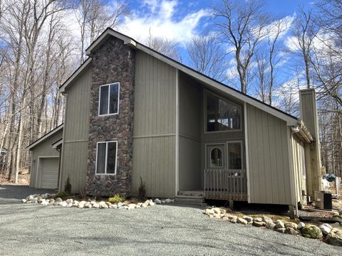 366 Appleseed Road Pocono Pines PA 18350