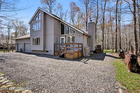 66 Norton Drive Clifton Township PA 18424