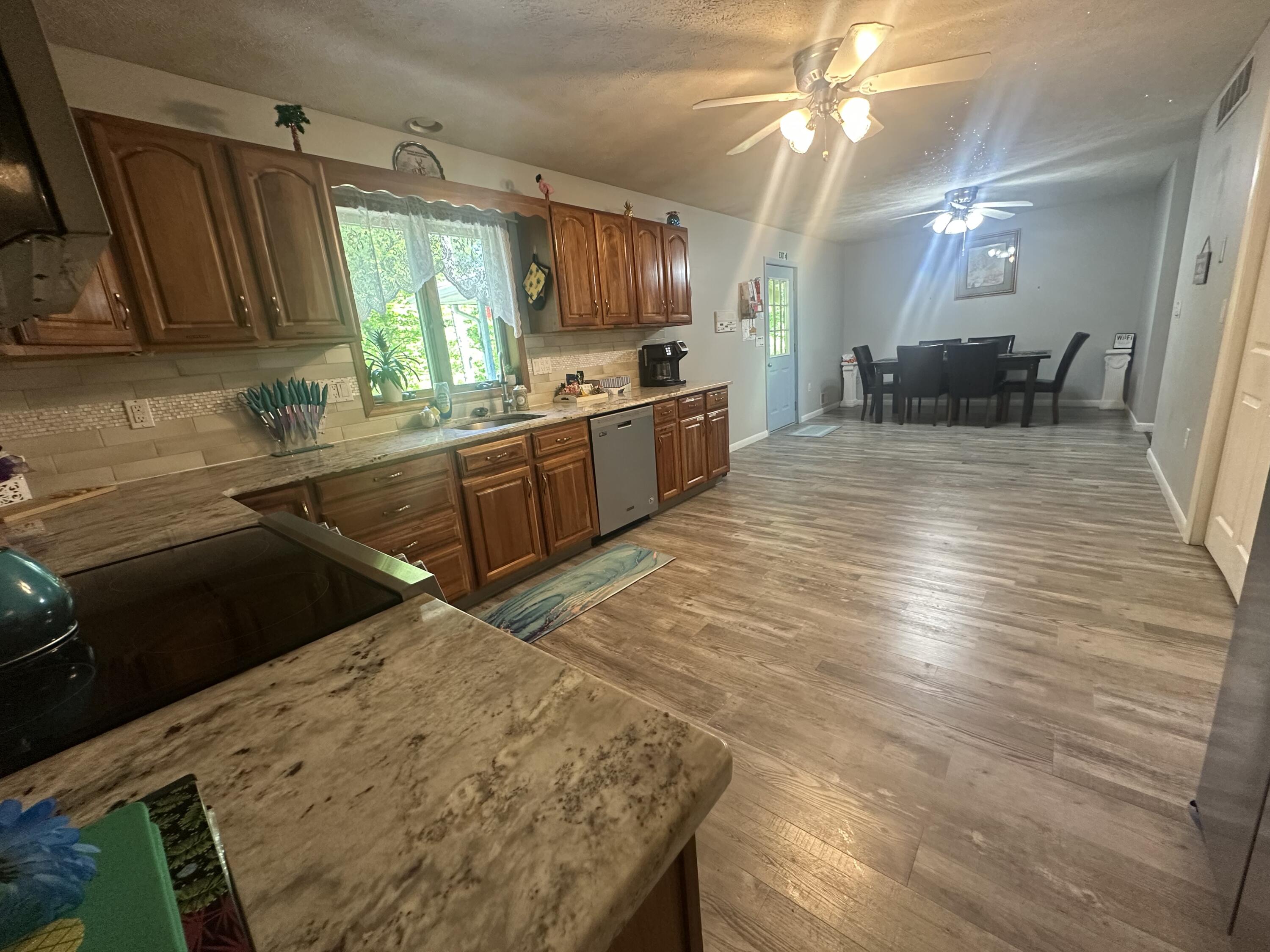 5238 Mountain View Drive, Stroudsburg, Pennsylvania image 17