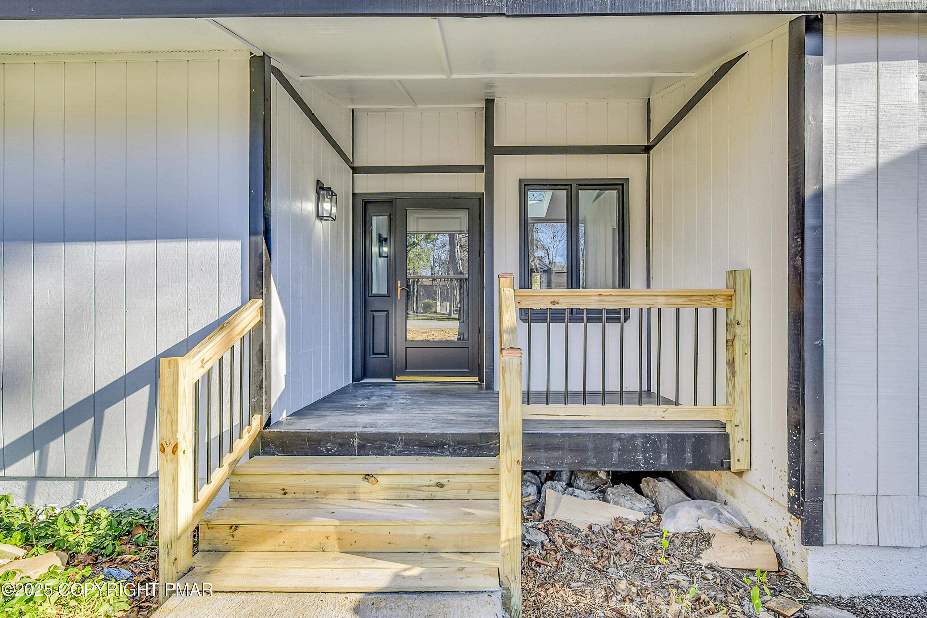 1135 Seven Nations Drive