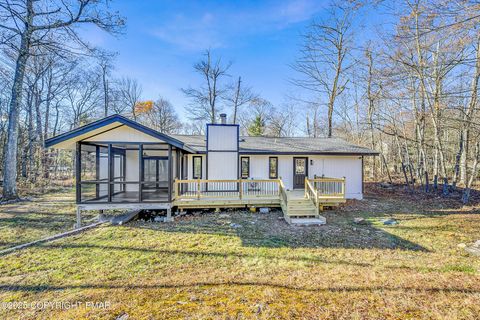 1135 Seven Nations Drive Tobyhanna PA 18466