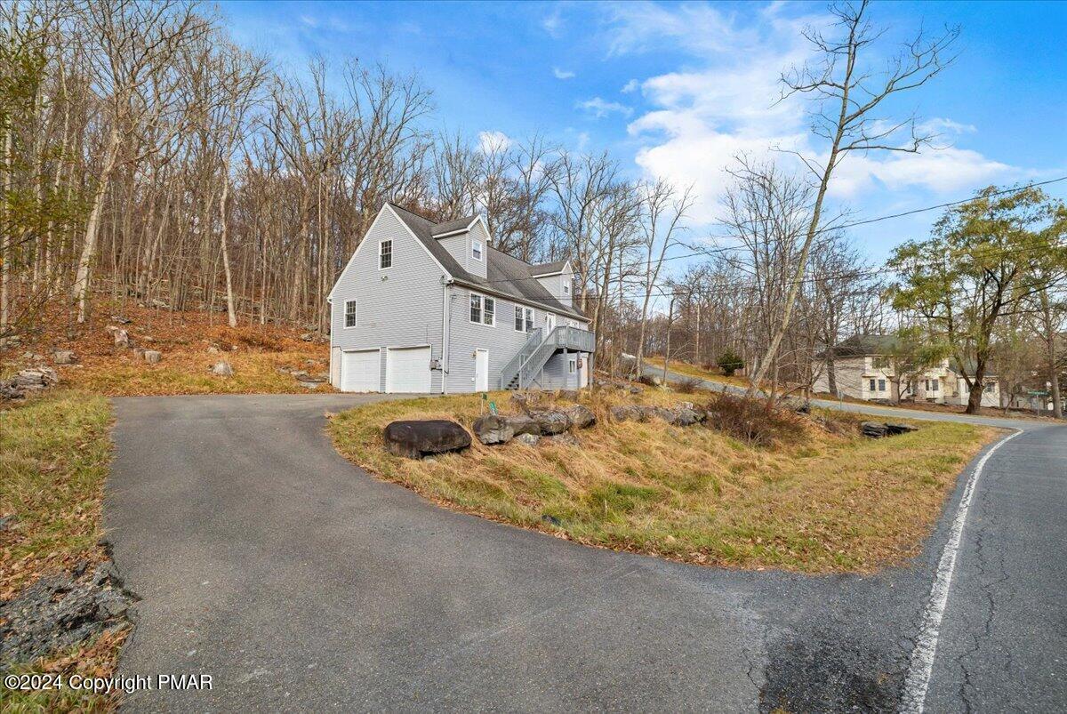 120 St Andrews Drive
