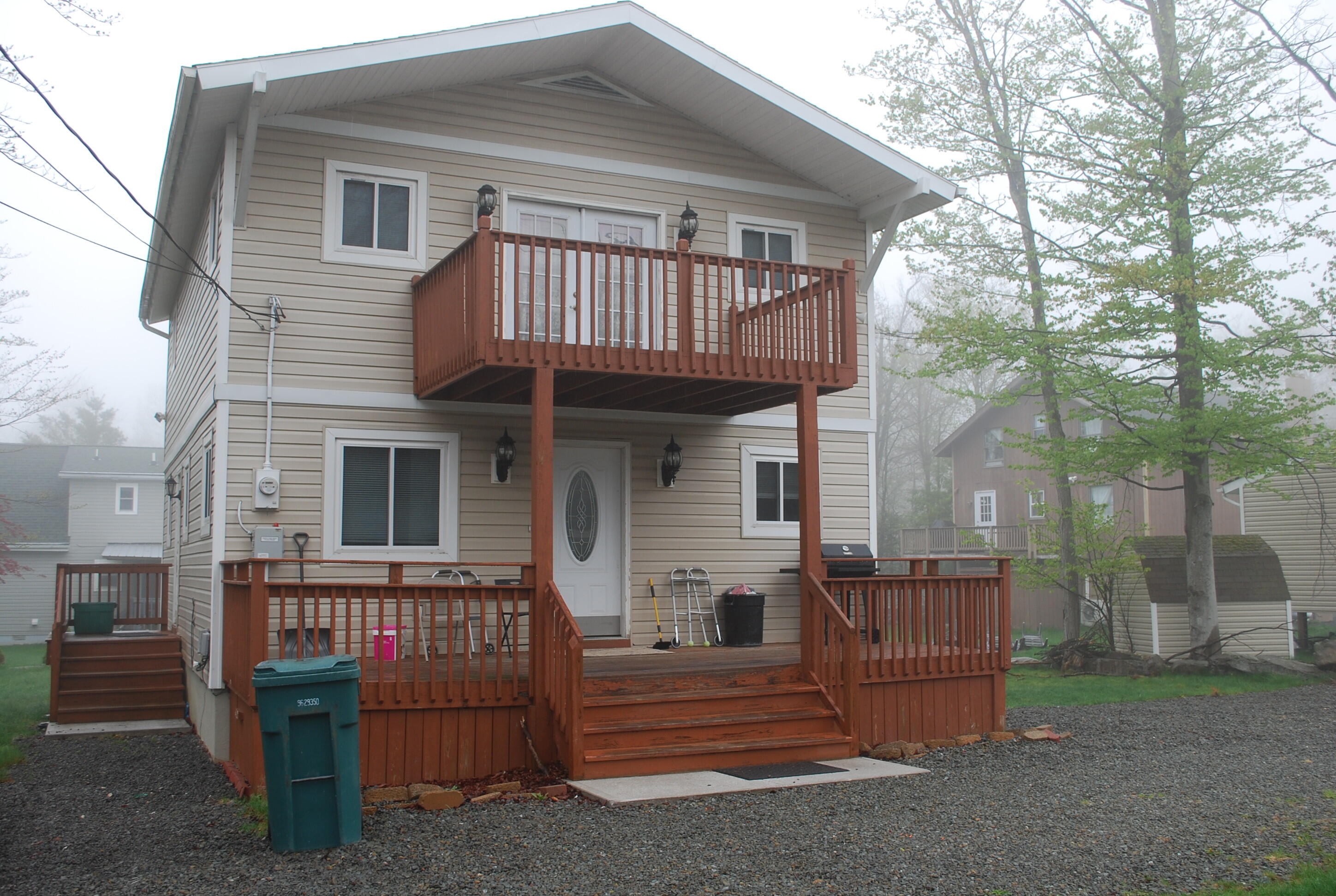 1117 Knollwood Drive, Tobyhanna, Pennsylvania image 2