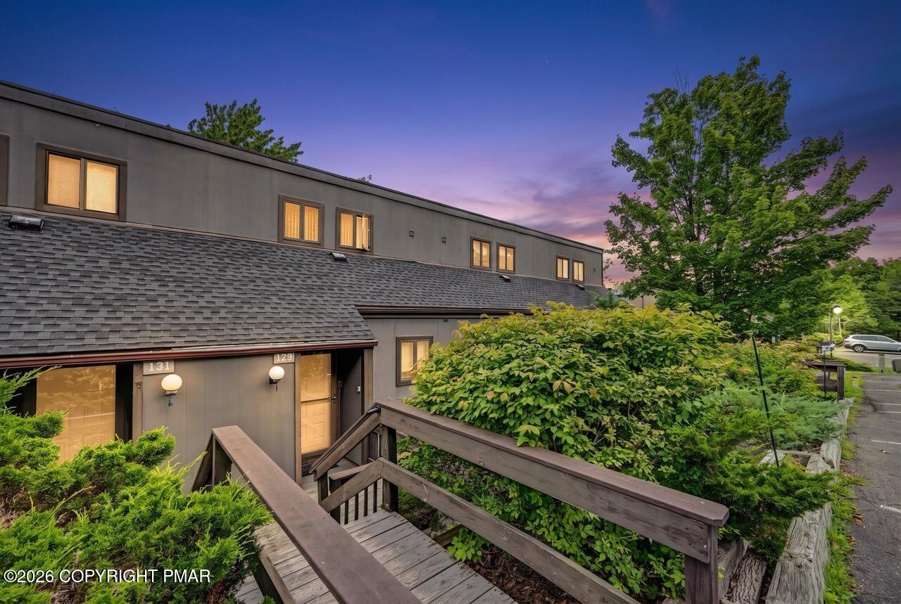 129 Cross Country Lane