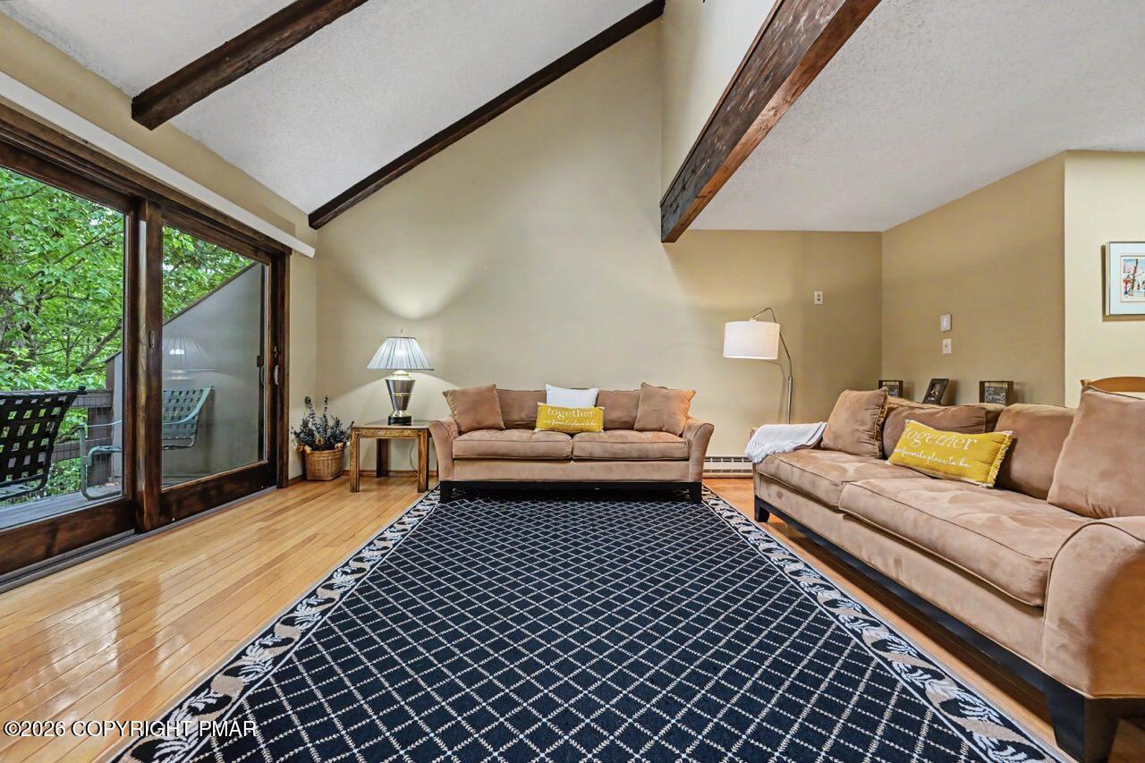 129 Cross Country Lane