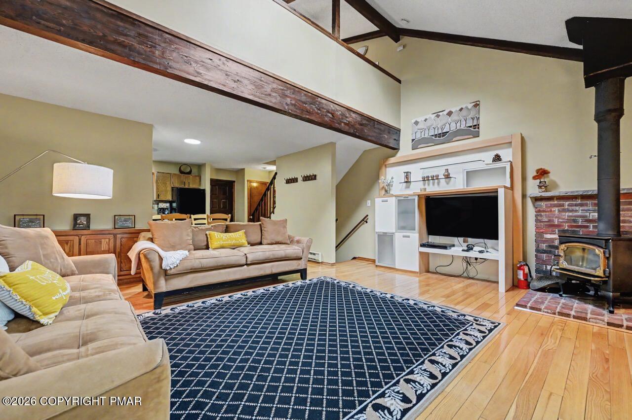 129 Cross Country Lane