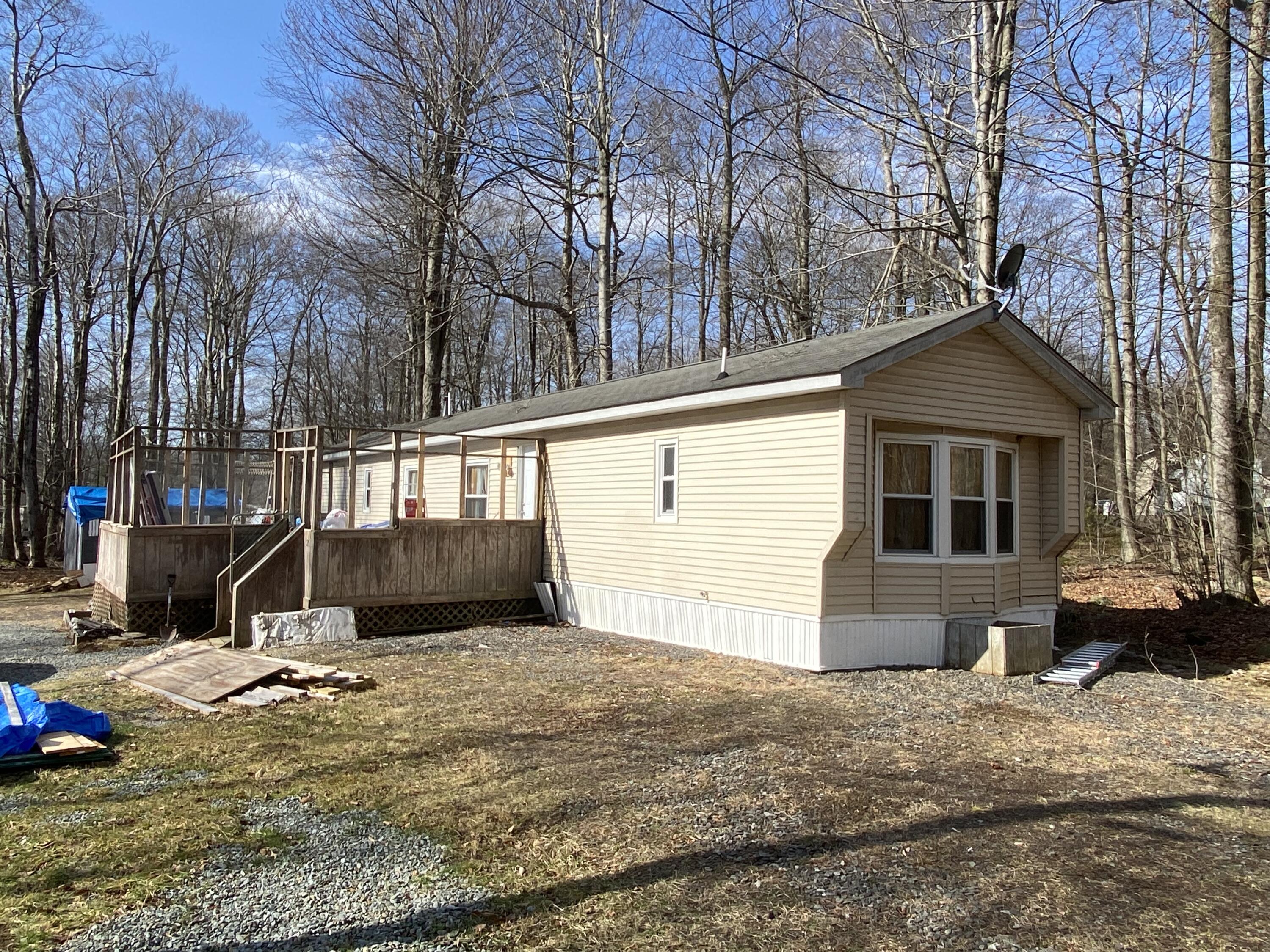 26 Smoke Signal Path, Gouldsboro, Pennsylvania image 1
