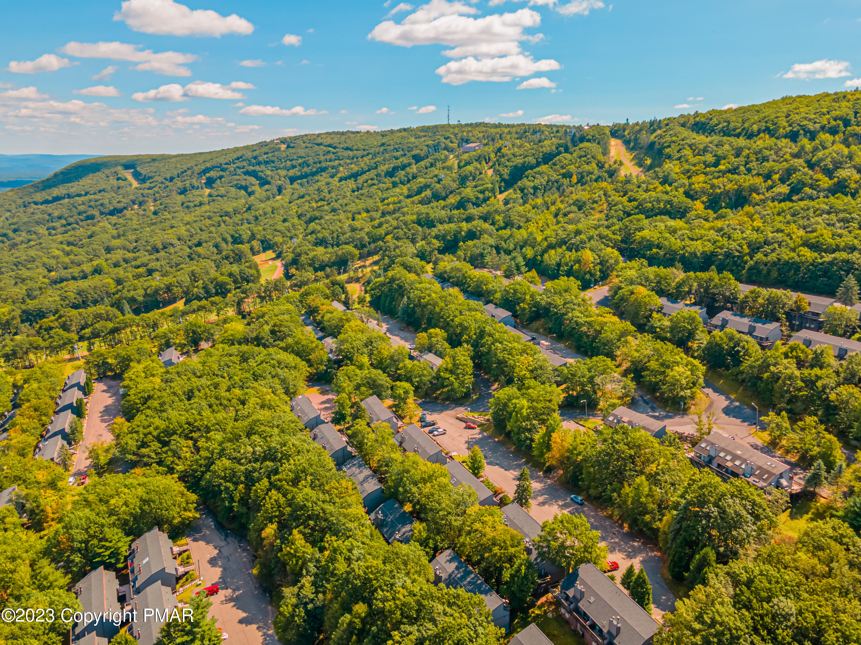 129 Cross Country Lane, Tannersville, Pennsylvania image 34