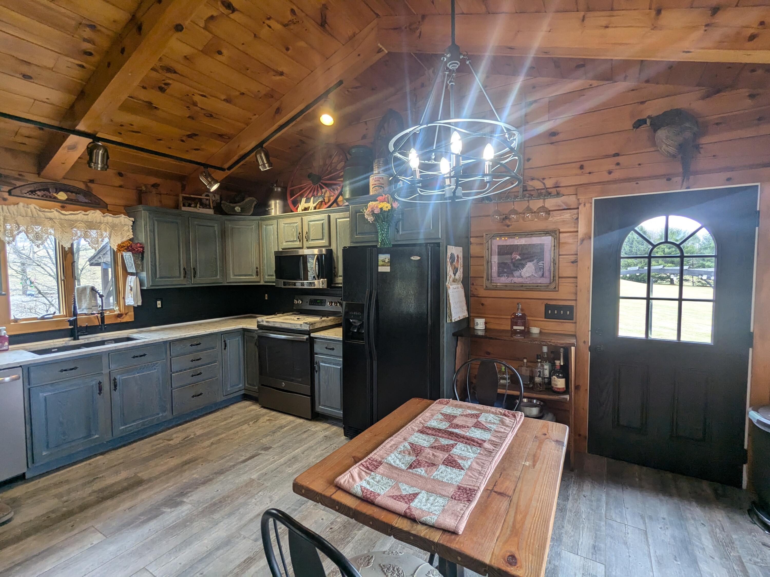 2533 Williams Road, Bath, Pennsylvania image 13