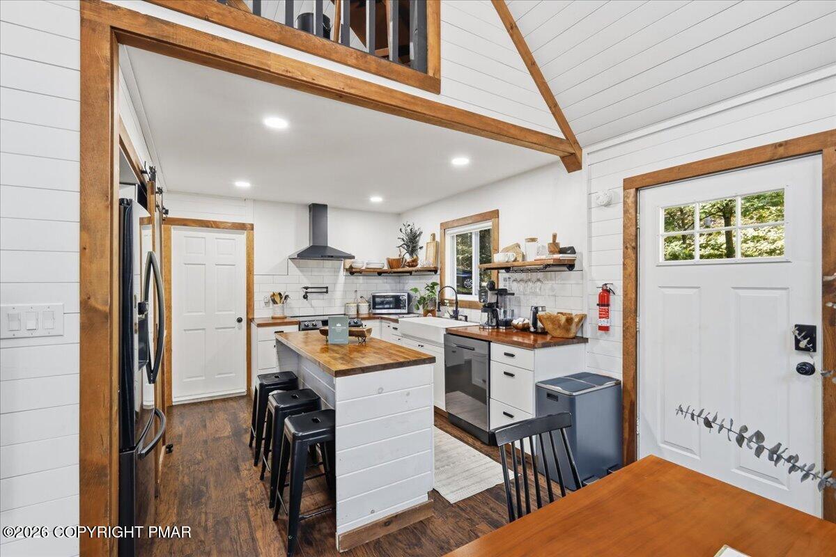 1113 Kensington Drive