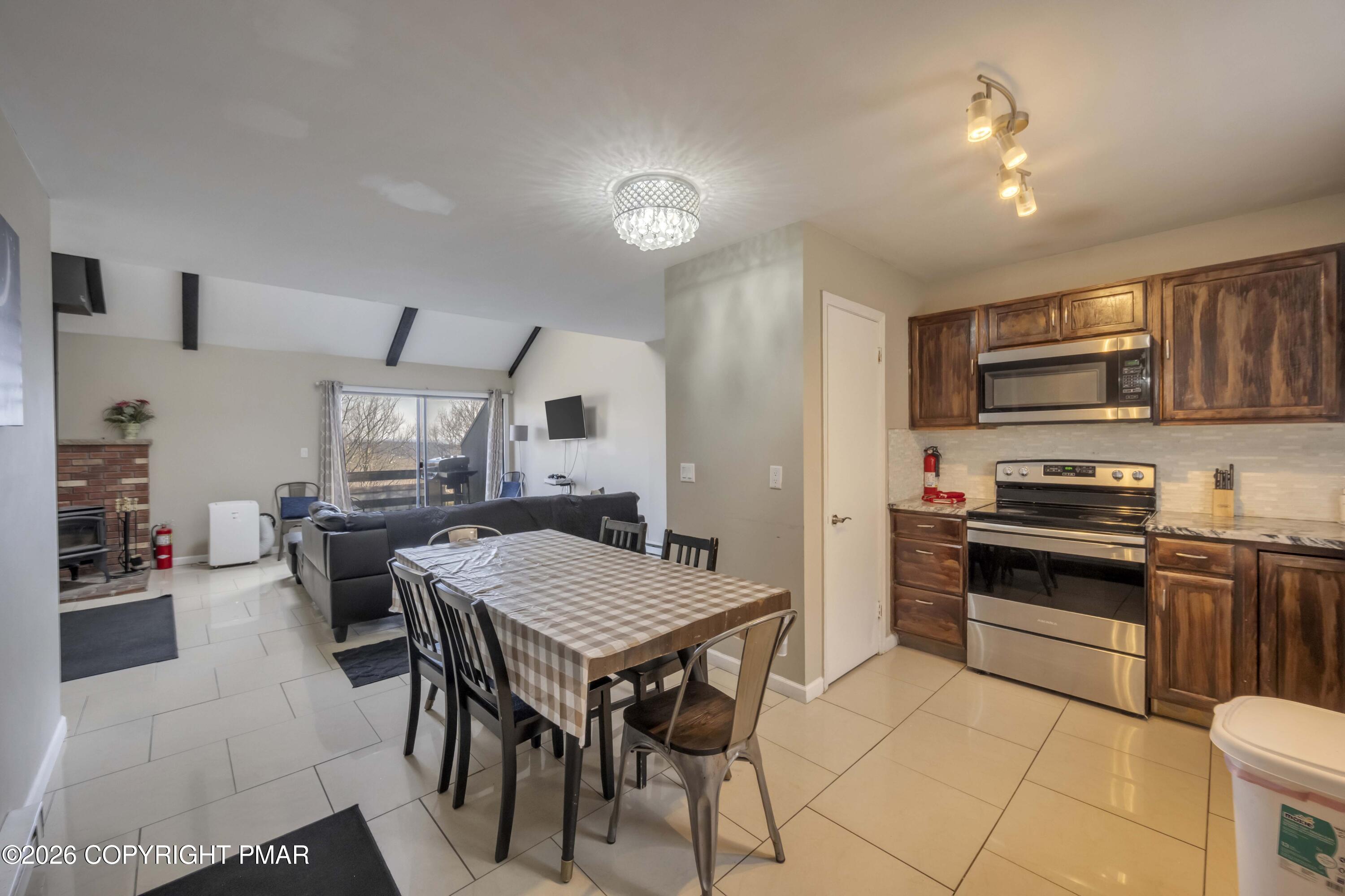 21 Middle Village Way