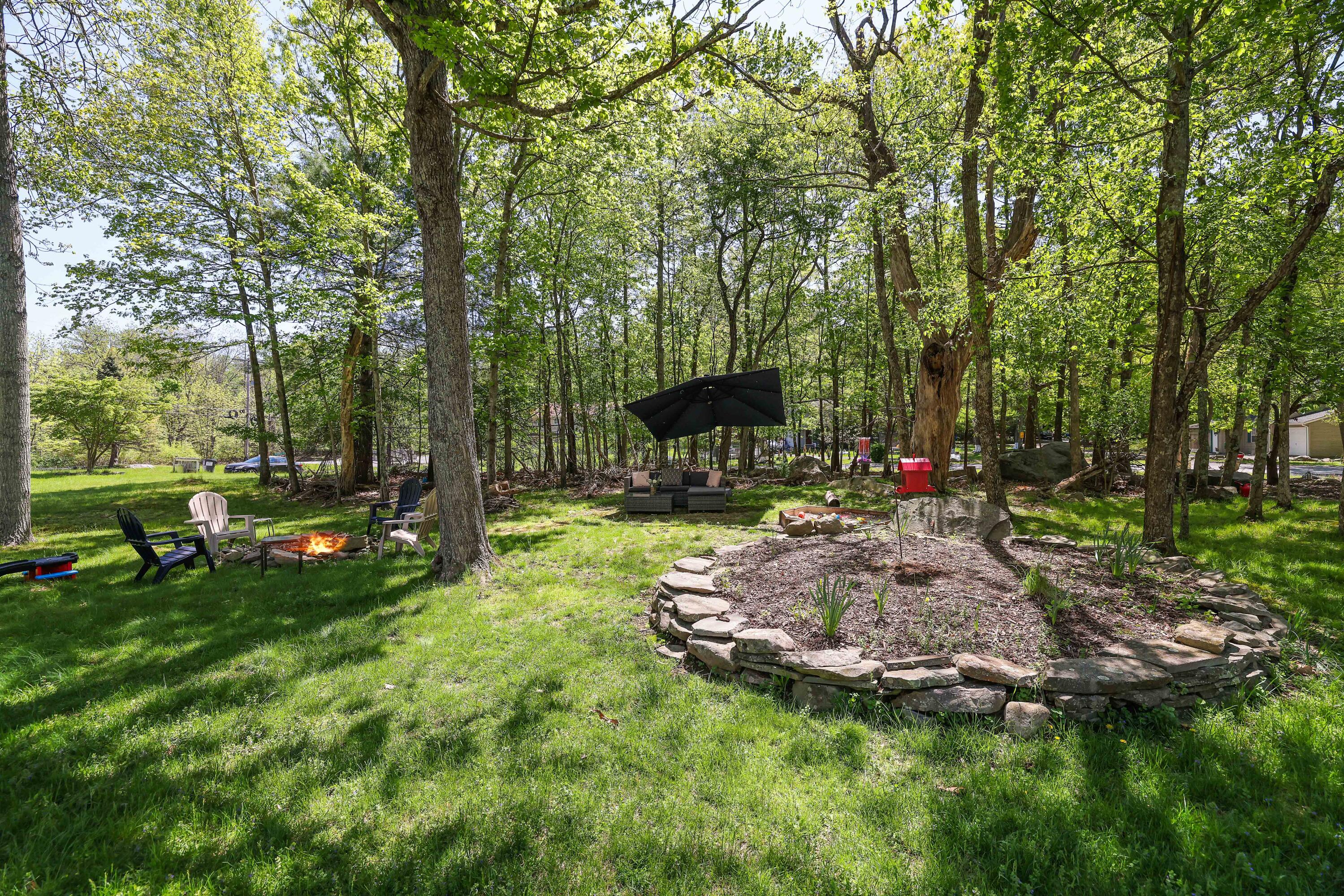 418 Leander Road, East Stroudsburg, Pennsylvania image 2