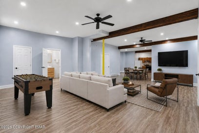 1007 Hampstead Road Bushkill PA 18324