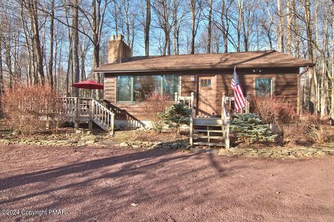 5187 Woodland Avenue Pocono Pines PA 18350