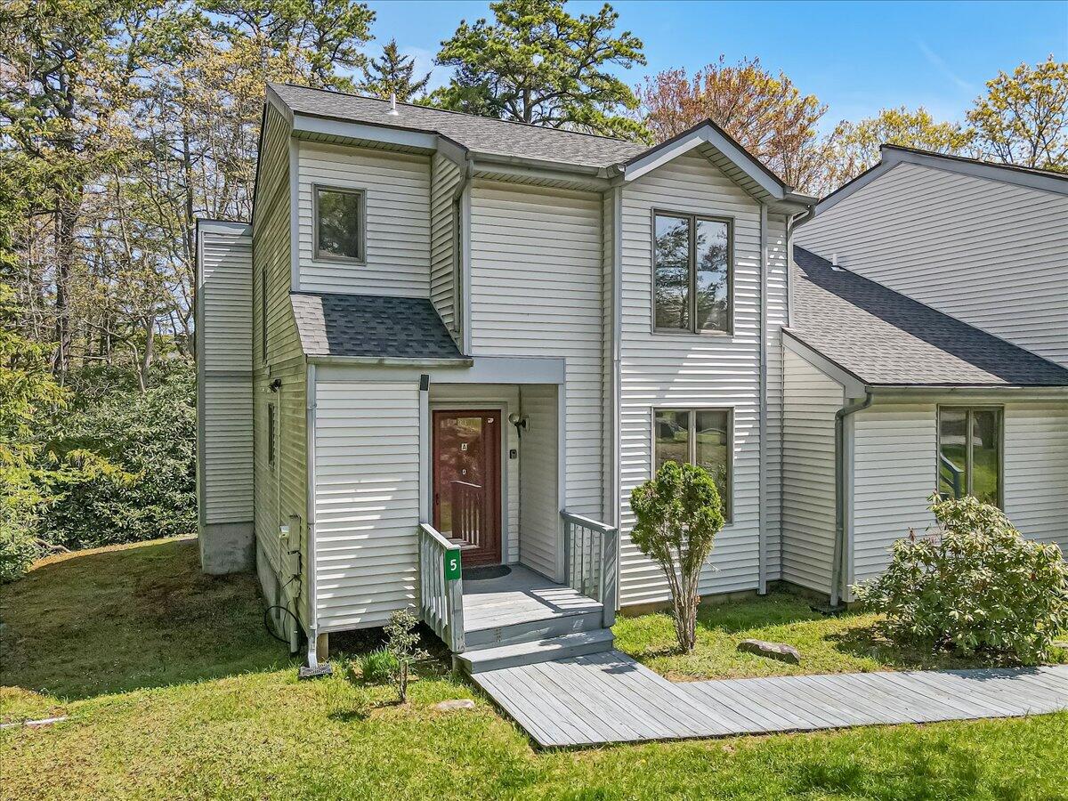 5 Gregory Place, Lake Harmony, Pennsylvania image 2