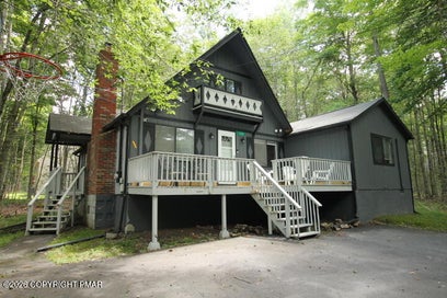222 Croasdale Court Pocono Lake PA 18347