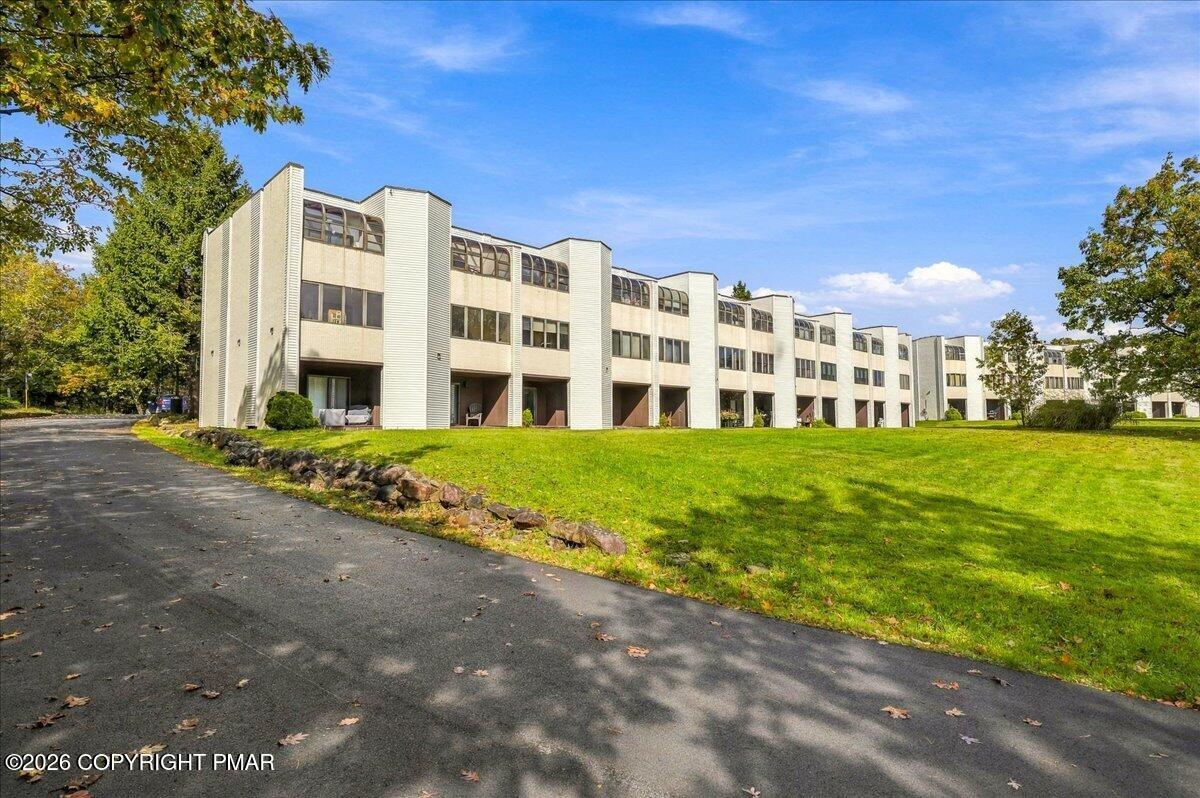 146 Foxfire Drive