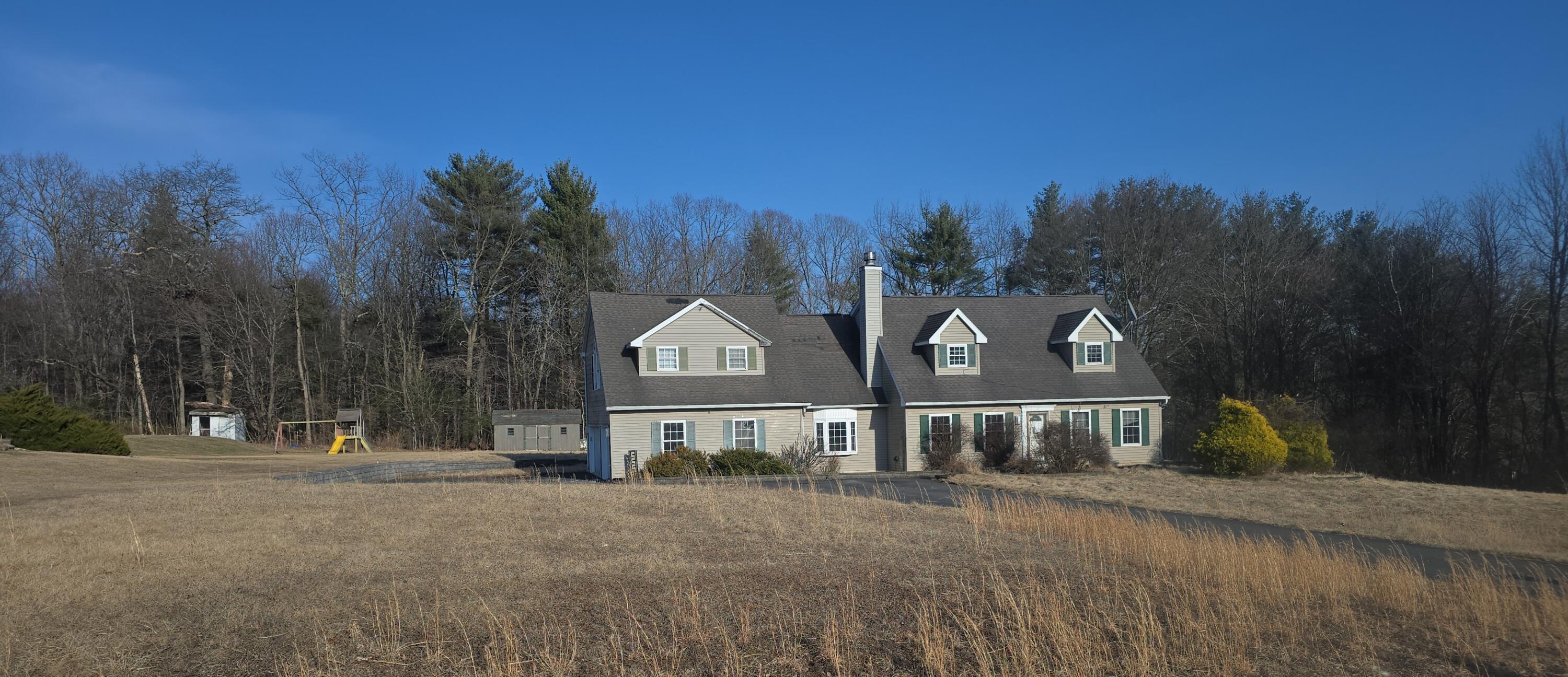2250 Suburban Lane, Effort, Pennsylvania image 3