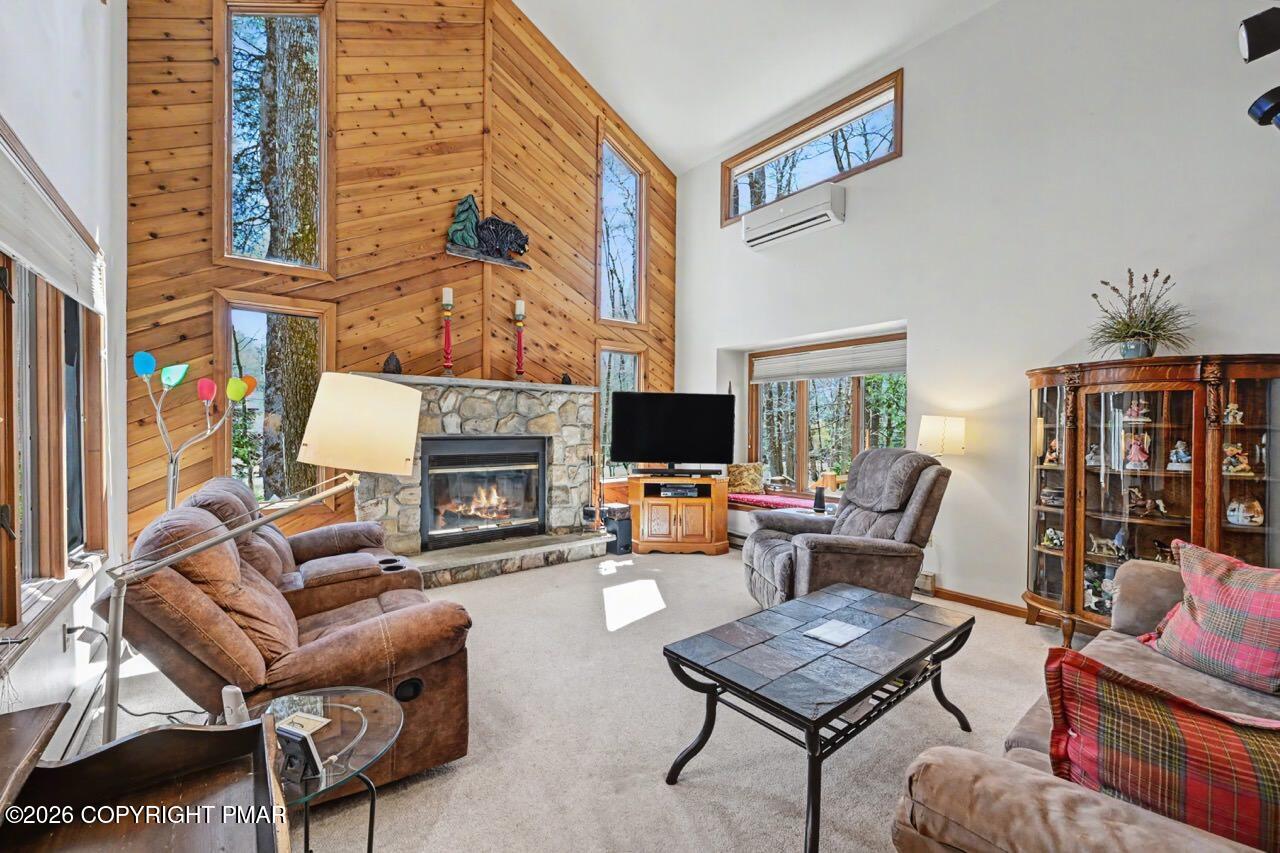 1146 Deer Trail Road