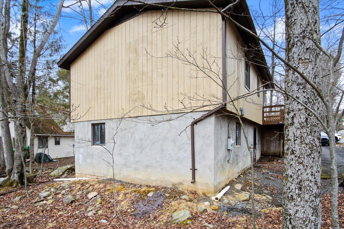 8062 Red Squirrel Drive, Tobyhanna, Pennsylvania image 16