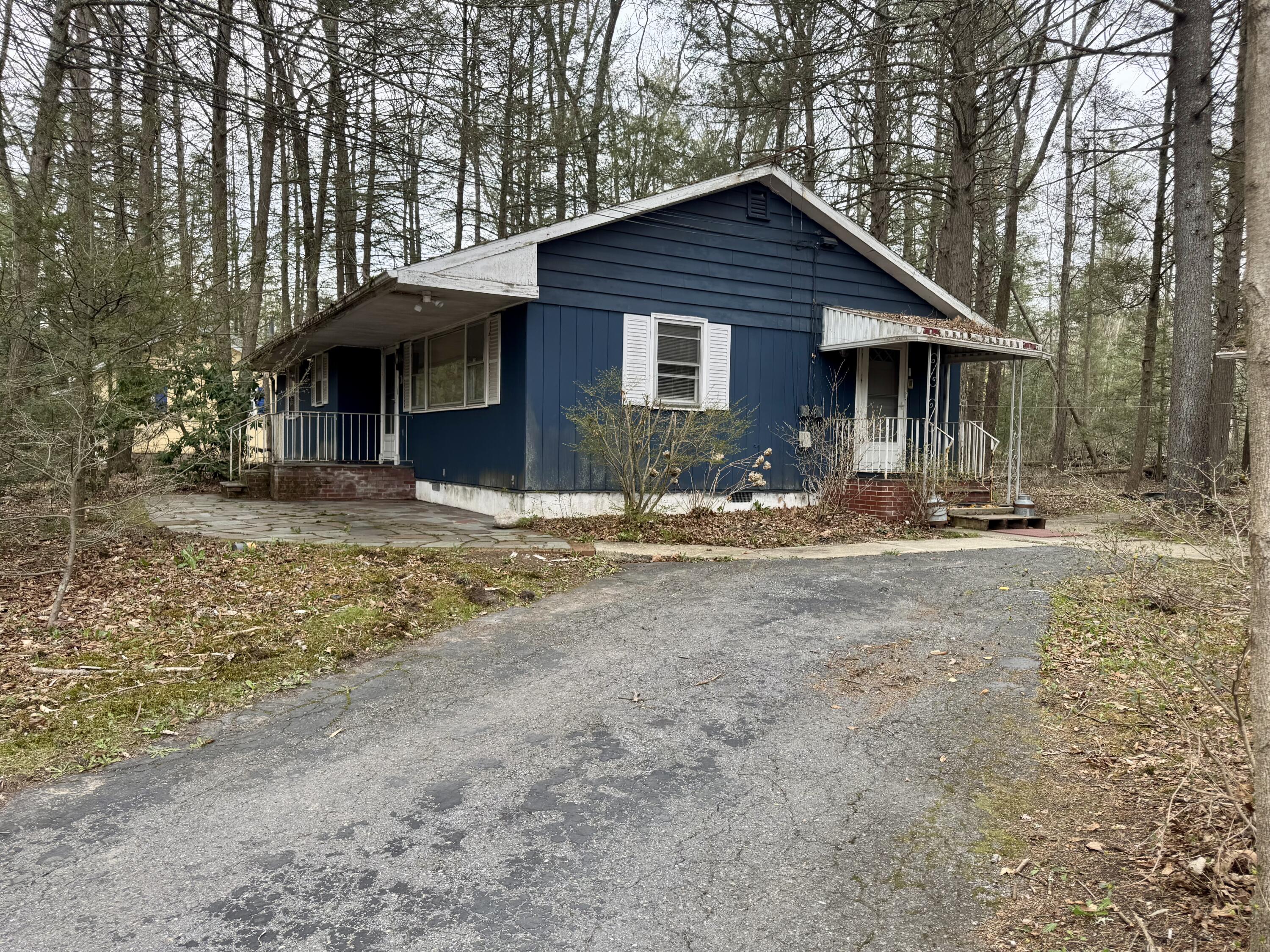 109 Hemlock Drive, Kunkletown, Pennsylvania image 2