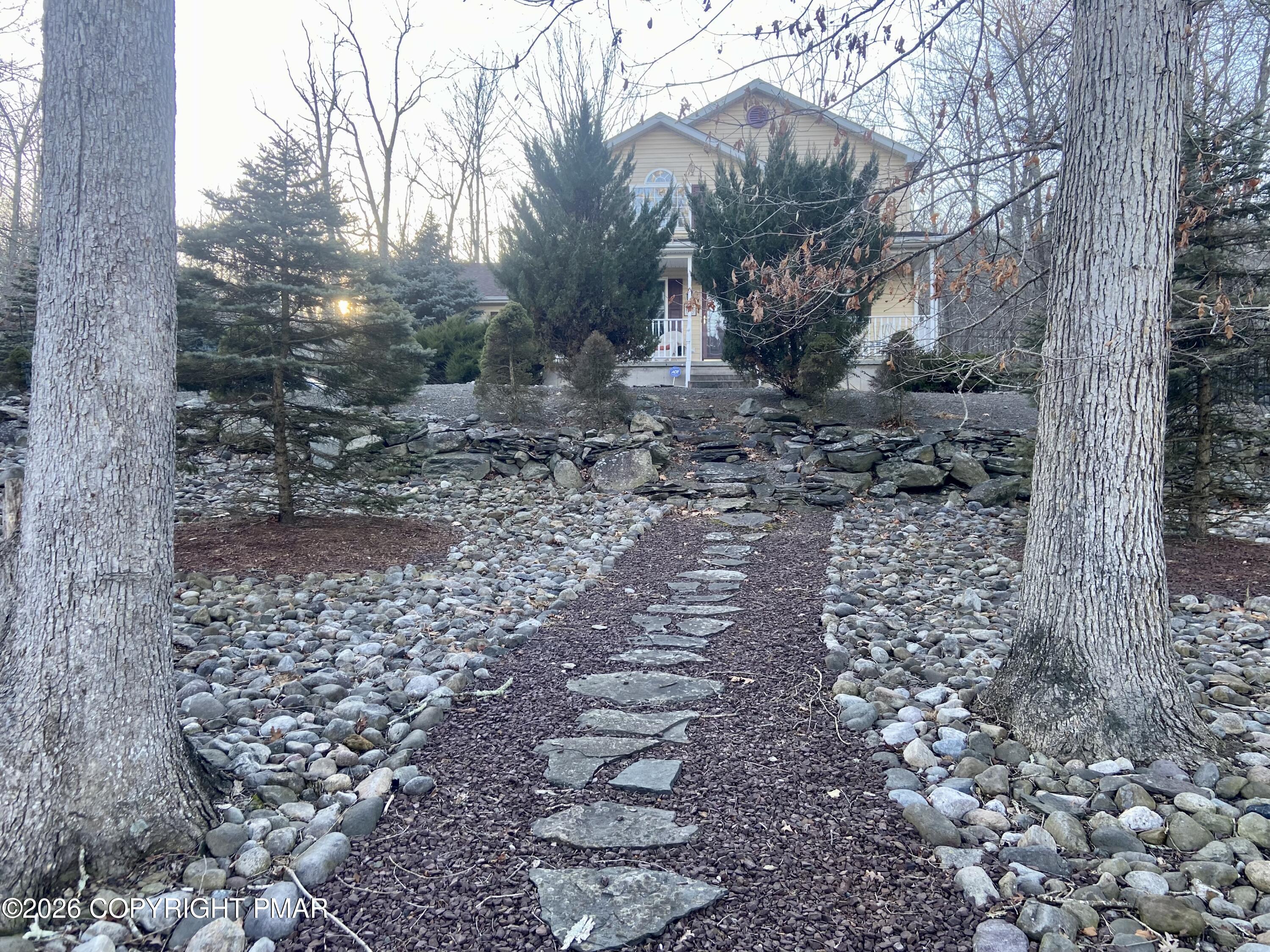 7004 Woodbridge Drive W