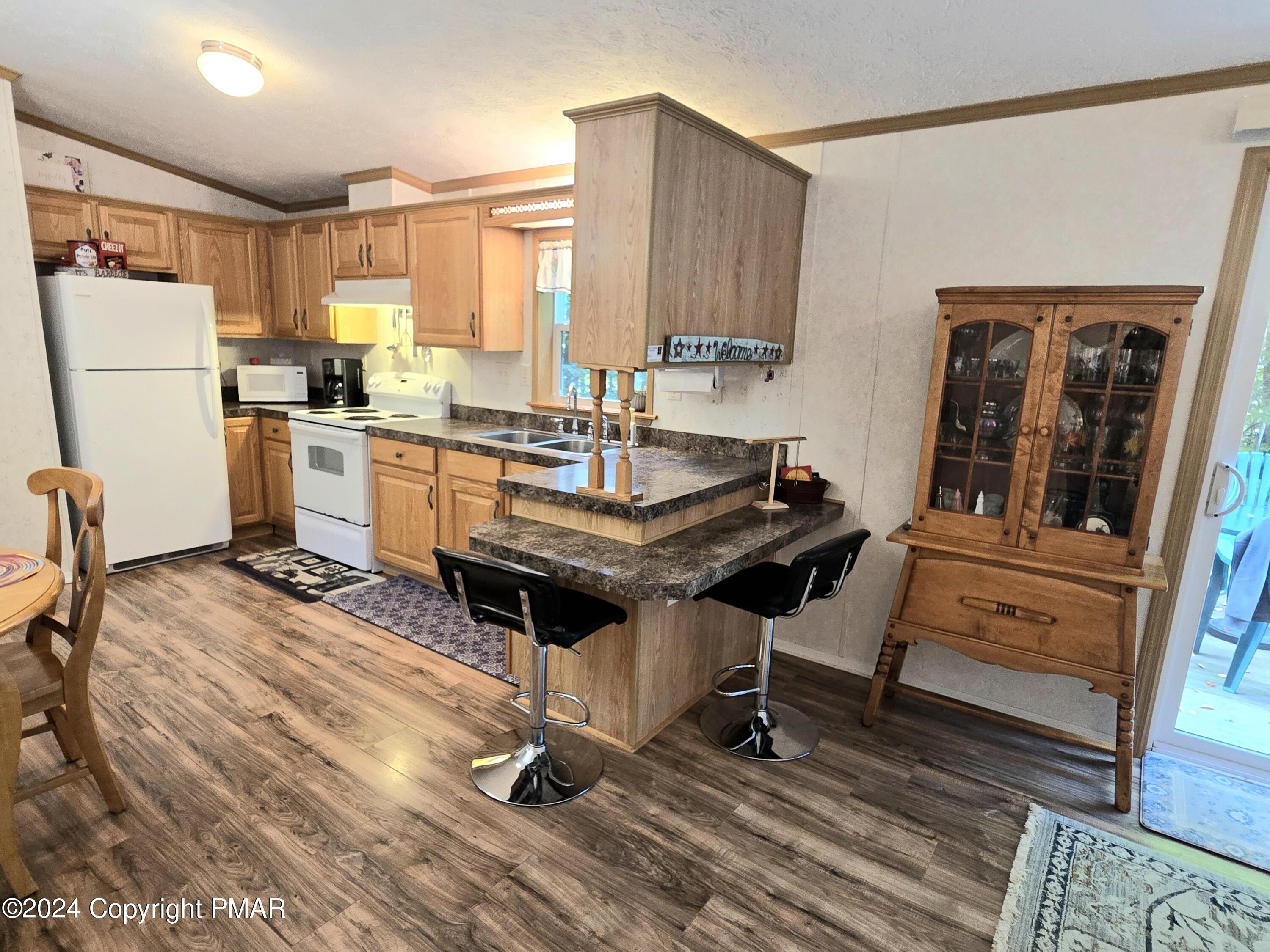 104 S Granite Drive, Greentown, Pennsylvania image 5