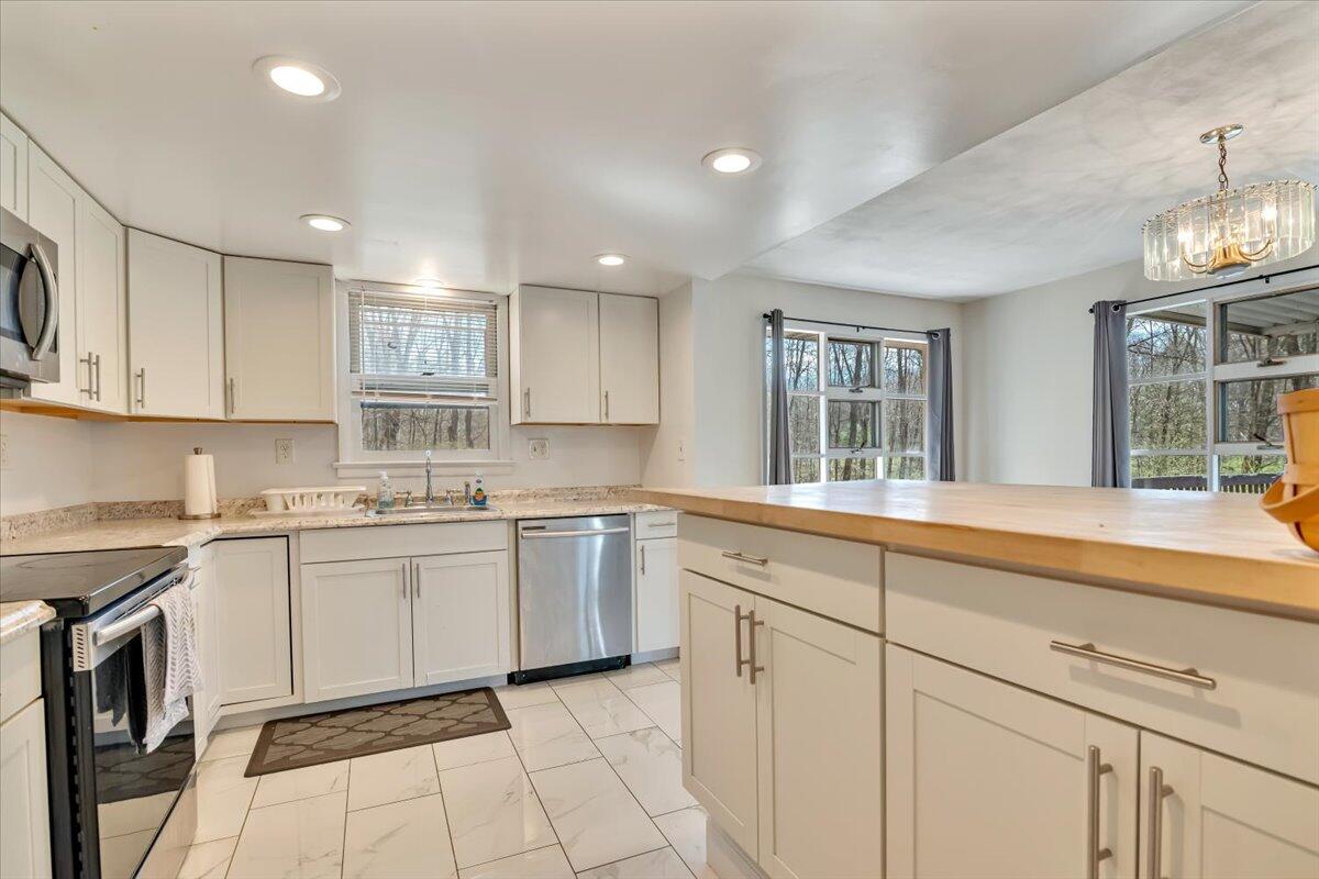 253 Beaver Drive, East Stroudsburg, Pennsylvania image 15