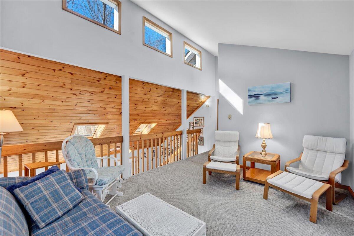 1565 Lake Lane, Pocono Lake, Pennsylvania image 28