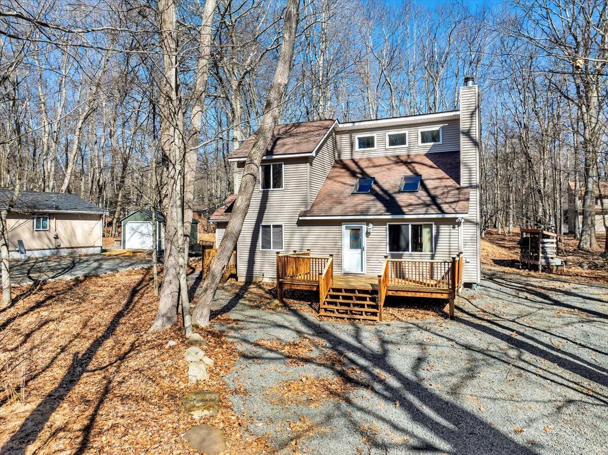 1565 Lake Lane, Pocono Lake, Pennsylvania image 40