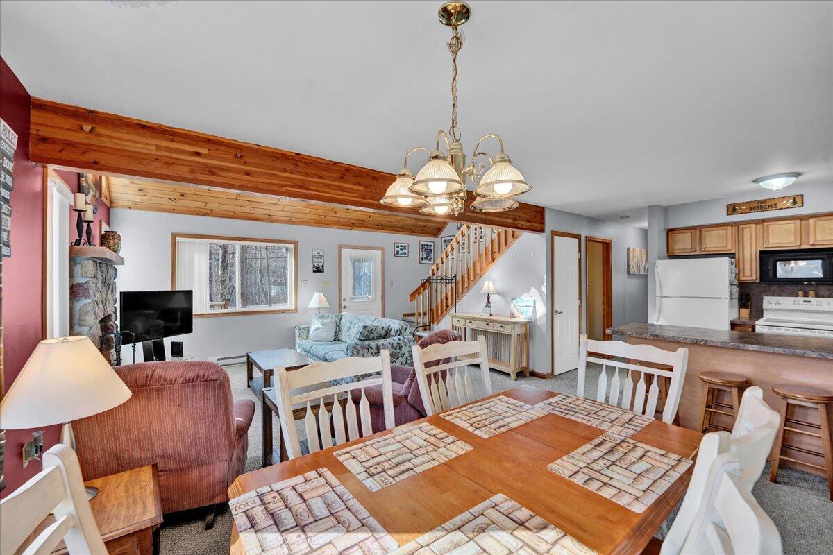 1565 Lake Lane, Pocono Lake, Pennsylvania image 7
