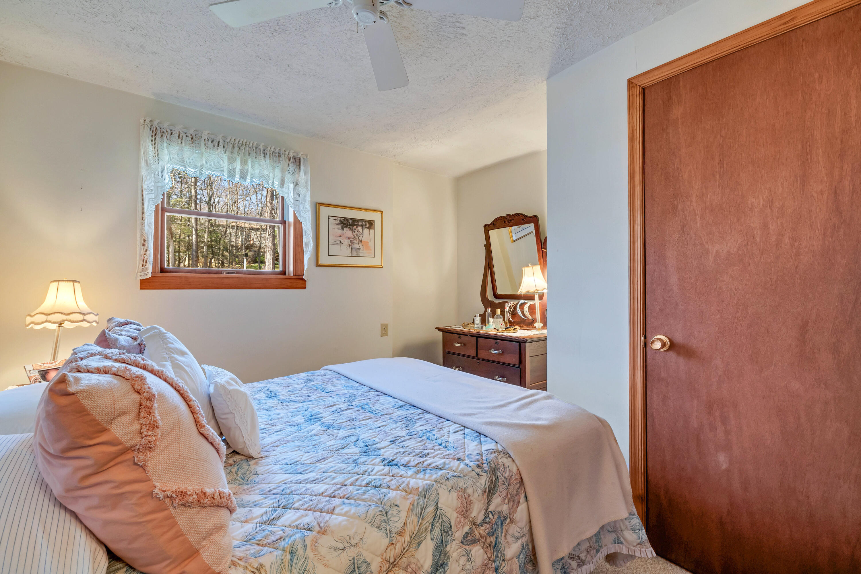 1134 Scotrun Drive, Scotrun, Pennsylvania image 30