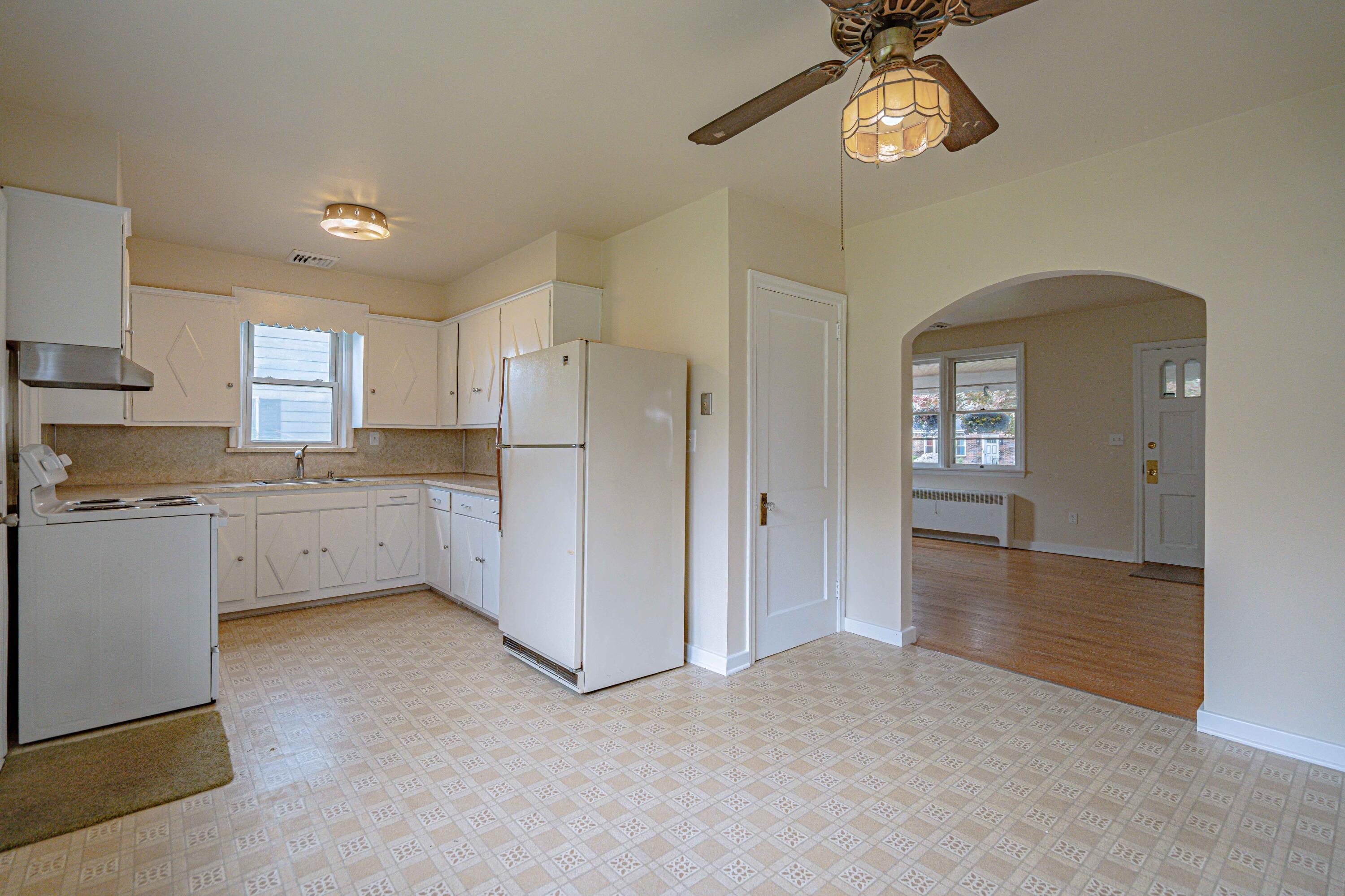 2357 Albright Avenue, Allentown, Pennsylvania image 9