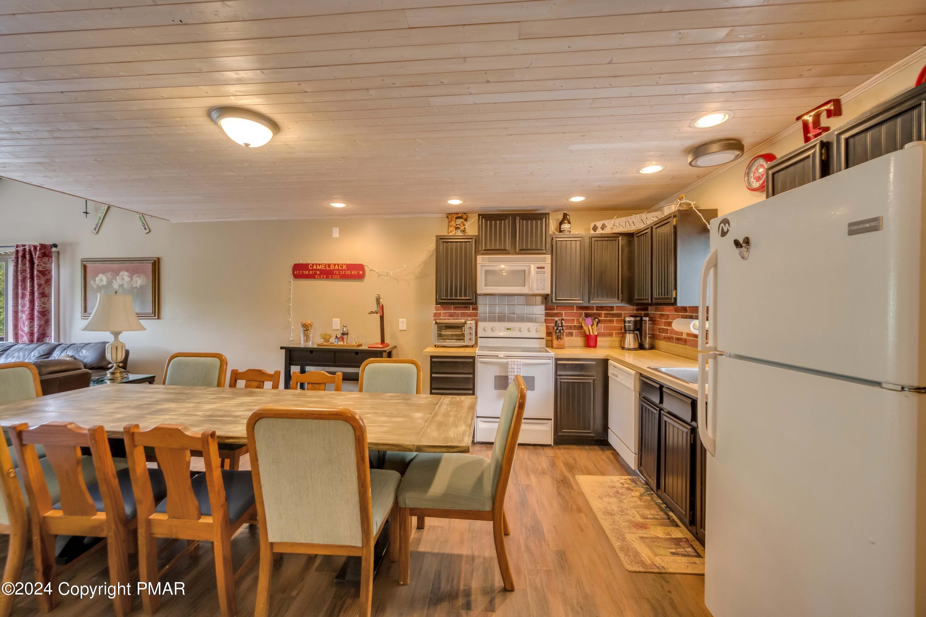 57 Slalom Way, Tannersville, Pennsylvania image 3