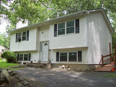 Homes For Sale - 139 Davis Circle Cir<br/> Bushkill, PA 18324
