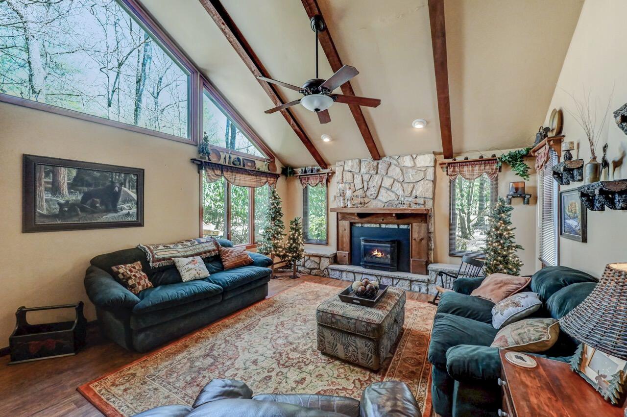 307 Long View Lane, Pocono Pines, Pennsylvania image 9