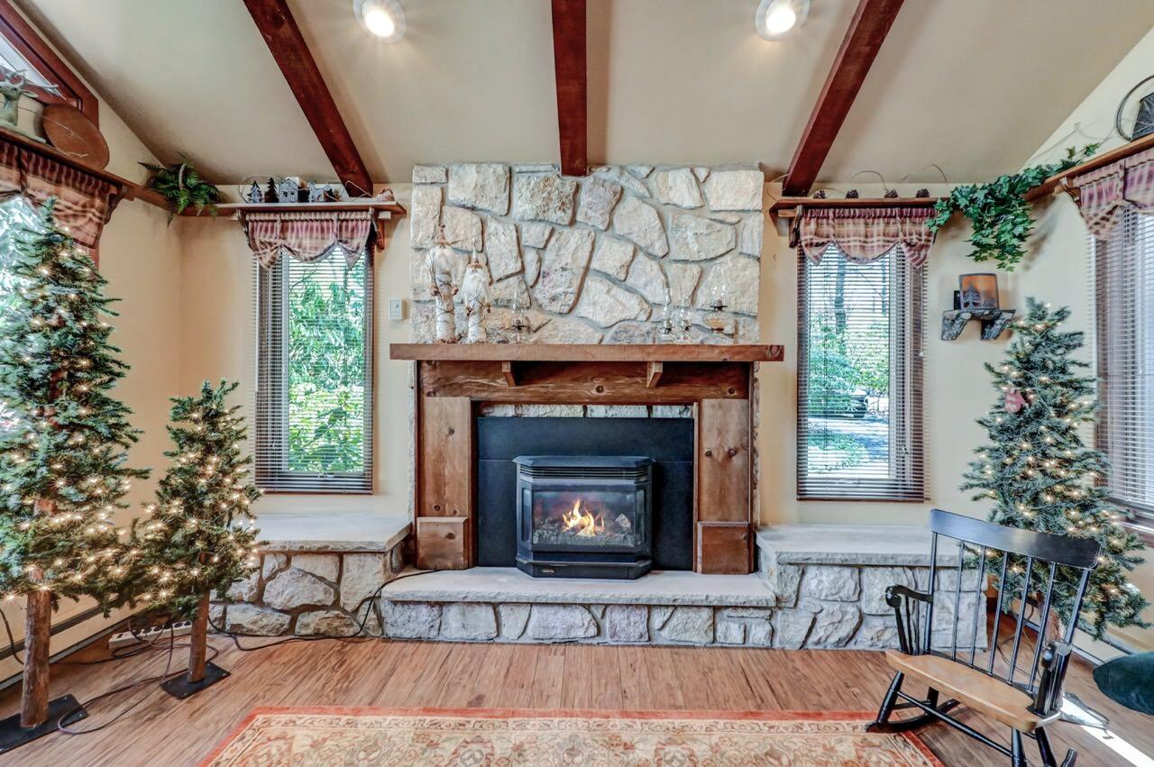 307 Long View Lane, Pocono Pines, Pennsylvania image 11