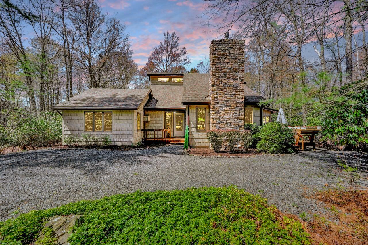 307 Long View Lane