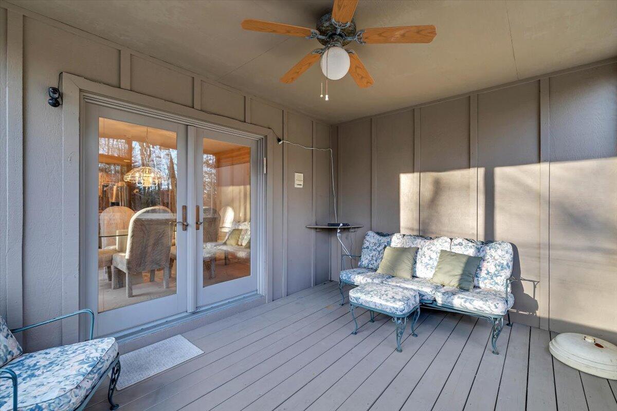 165 Lake In The Clouds Road, Canadensis, Pennsylvania image 30