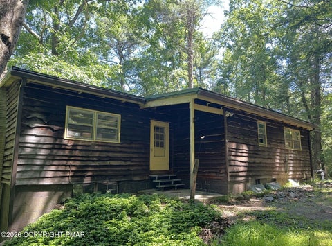 Homes For Rent - 2241 Fernway Drive<br/> Monroe County, Kunkletown, PA 18058