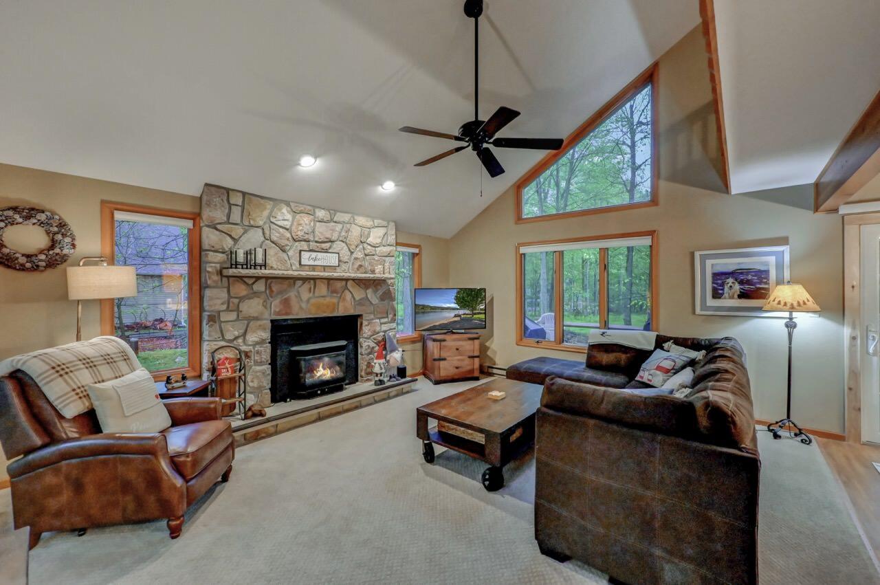268 White Pine Drive, Pocono Lake, Pennsylvania image 7