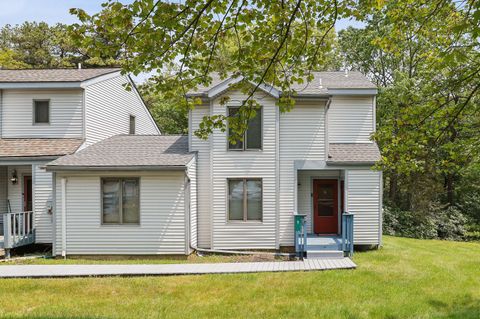9 Gregory Place Lake Harmony PA 18624