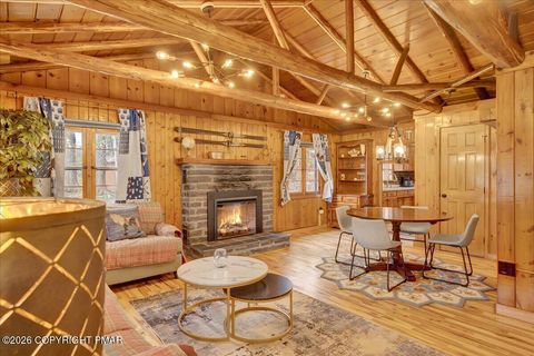 Homes For Sale - 109 Beartop Run<br/> Blakeslee, PA 18610