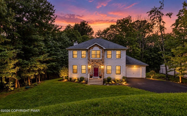 1208 FALLS RD, BUSHKILL, PA 18324 - Image 20a31e43d7ea3fe32343c5cd180fa55c/545375096