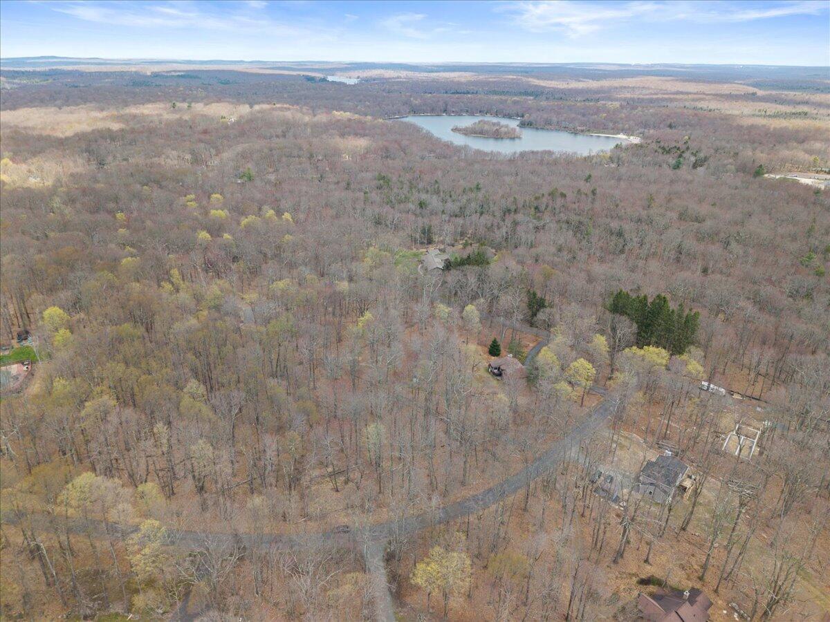 Oak Leaf Ln 25, Pocono Lake, Pennsylvania image 8